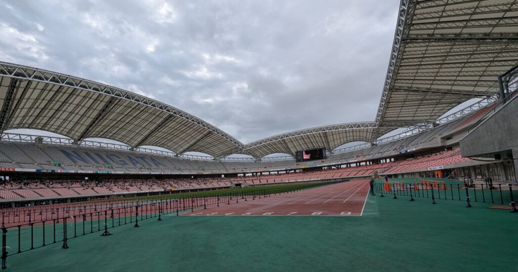 新潟シティマラソンのスタート会場(スタジアム)