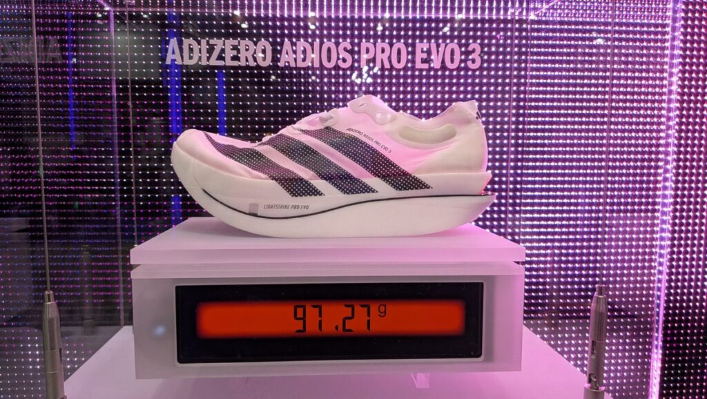 東京マラソン2026EXPOで初公開されたadizero adios pro evo 3